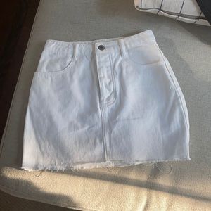 Brandy Melville white skirt